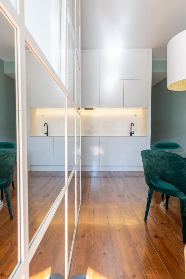 Clube Charming Apartments - Ribeira Porto Luaran gambar