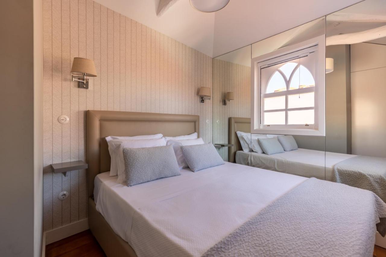 Clube Charming Apartments - Ribeira Porto Luaran gambar